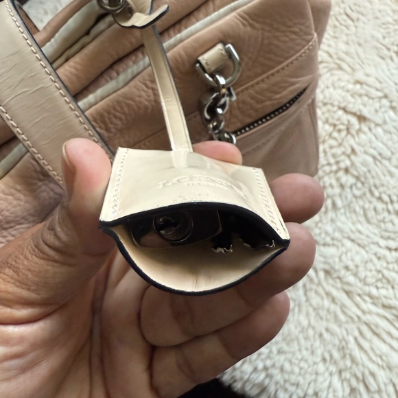 LOEWE Lola Luxury Elegant Pale Pink Quality Leather Bag $3k Bag - Picture 11 of 16